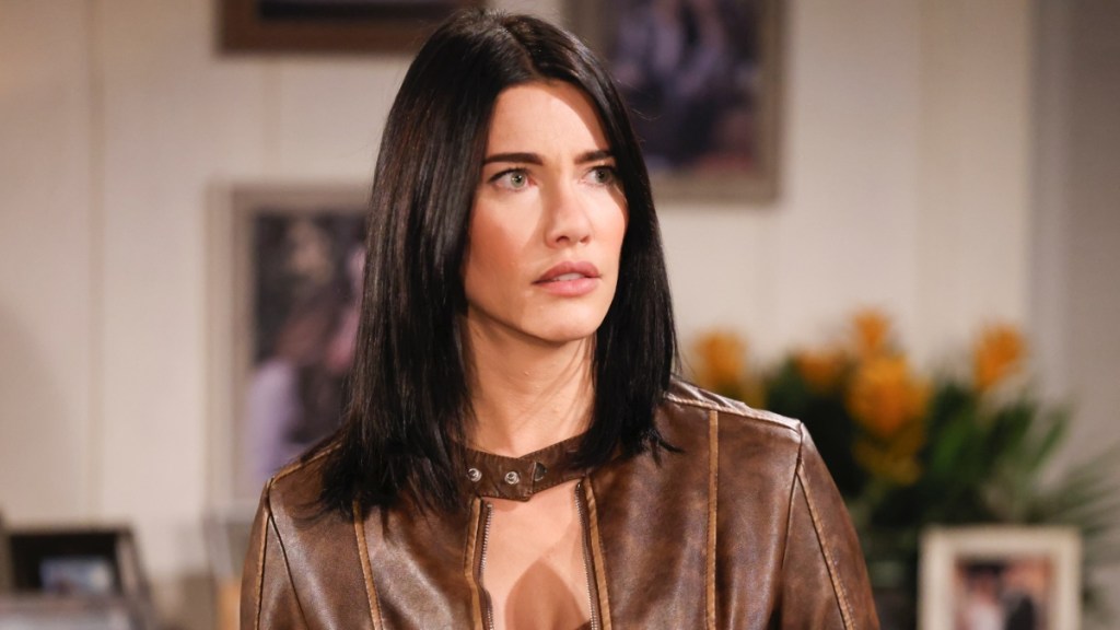 Bold & Beautiful Spoilers Today: Steffy Fiercely Warns [Spoiler] on Jan. 22