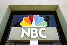 2 New Sitcoms Ordered at Netflix, Jamie Lee Curtis & Jane Lynch Attached