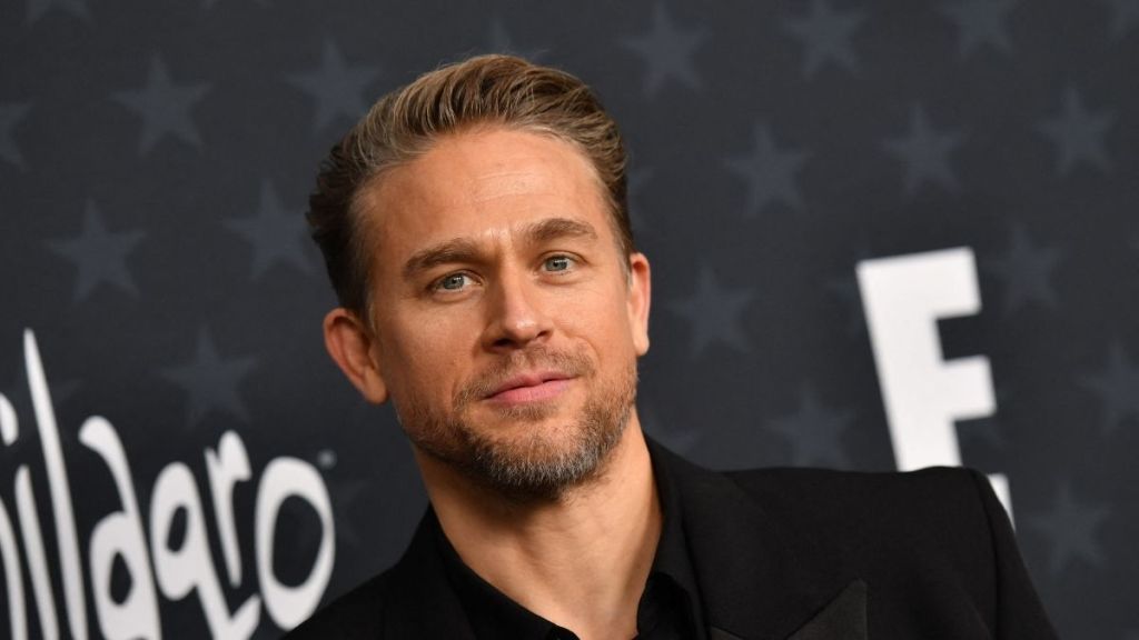 Charlie Hunnam Stopped Reading Reviews After 1 Movie With LOTR Star