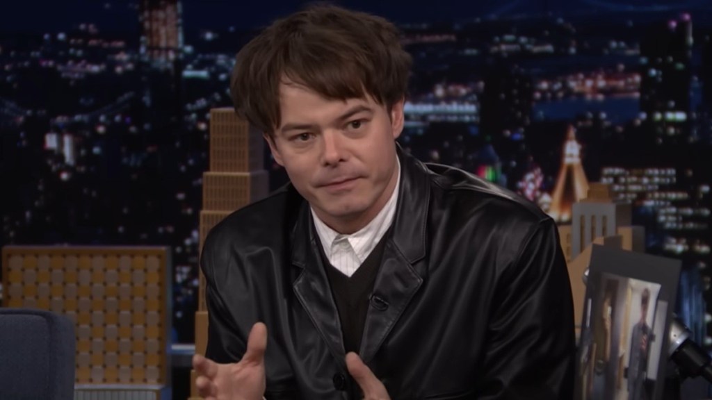 Stranger Things' Charlie Heaton Explains Jonathan's Sideways Run