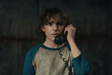 Ethan Hawke & Mason Thames Horror Movie Sets Netflix Streaming Date