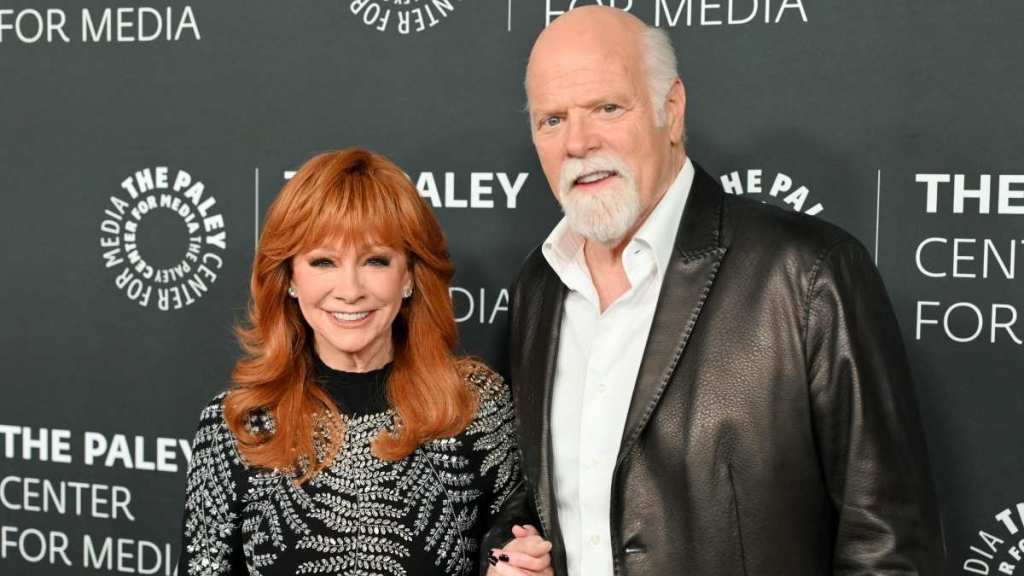 Reba McEntire Pranked by Fiancé Rex Linn on 6th Anniversary