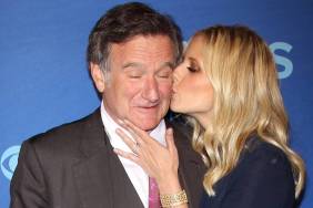 Why Sarah Michelle Gellar Stepped Away From Acting After Robin Williams’ Death