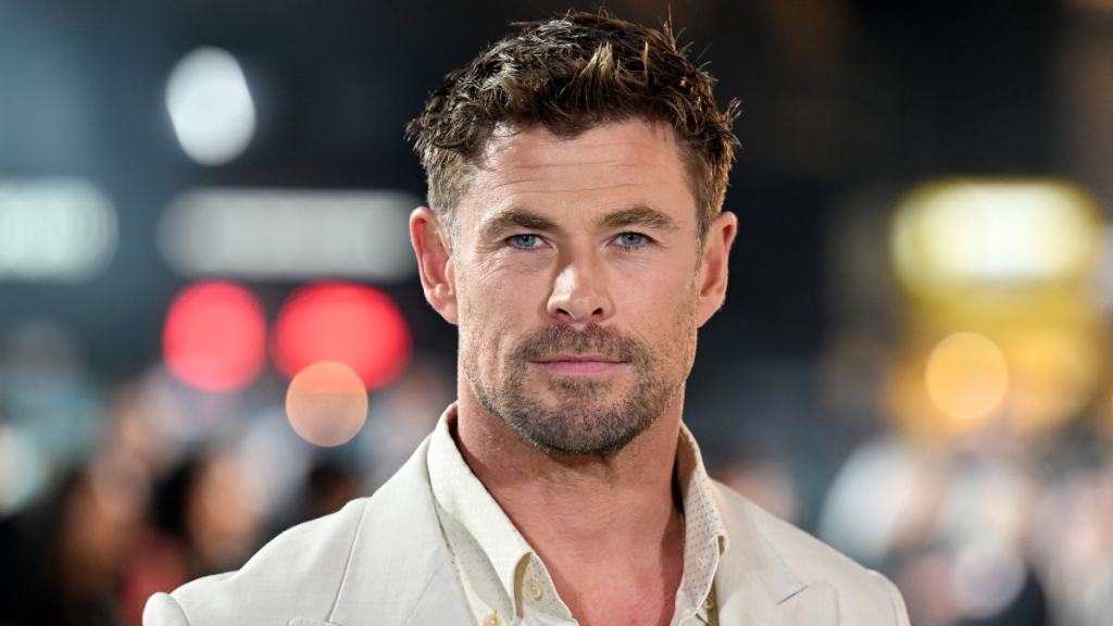 Chris Hemsworth Details Impact of His Dad's Alzheimer’s Diagnosis