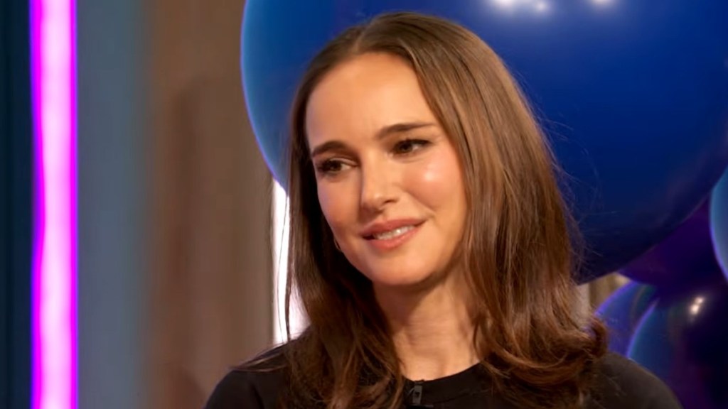 Natalie Portman 'Stole' 1 Special Star Wars Memento From Set & 'Lost It'
