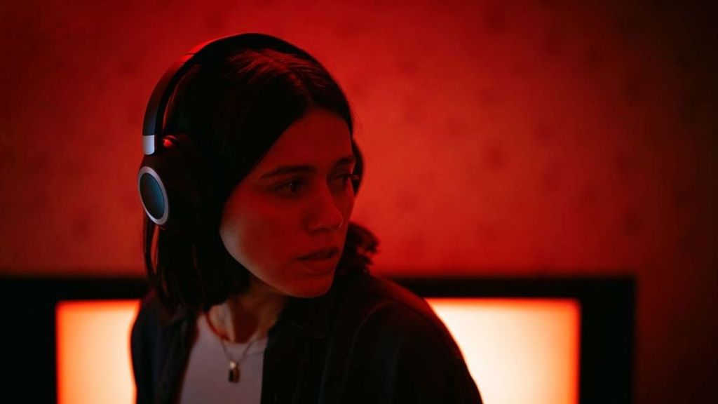White Lotus Star’s A24 Podcast Horror Movie Gets Scary Good RT Score