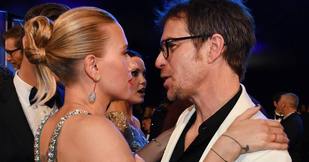 Scarlett Johansson & Sam Rockwell Join Brad Bird’s Netflix Movie Ray Gunn, Images Revealed