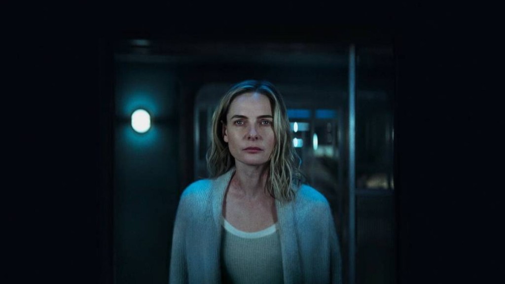 Rebecc Ferguson in Silo.