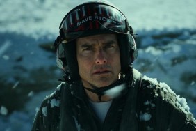 Top Gun: Maverick Unveils New Popcorn Bucket Before Rerelease & It's Perfect