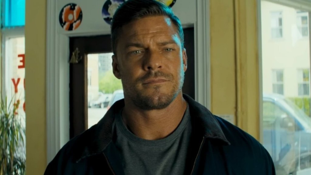 Alan Ritchson’s Reacher Has 1 Key to Success That Other Action TV Shows Fail to Replicate