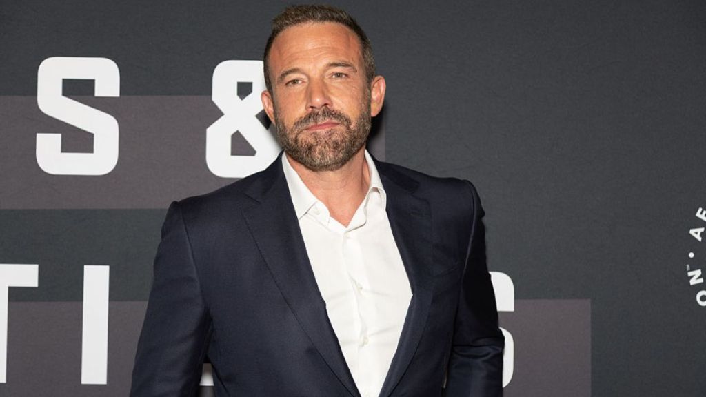 ‘They Were Hunters’: Ben Affleck’s Unseen Batman Photo Revealed