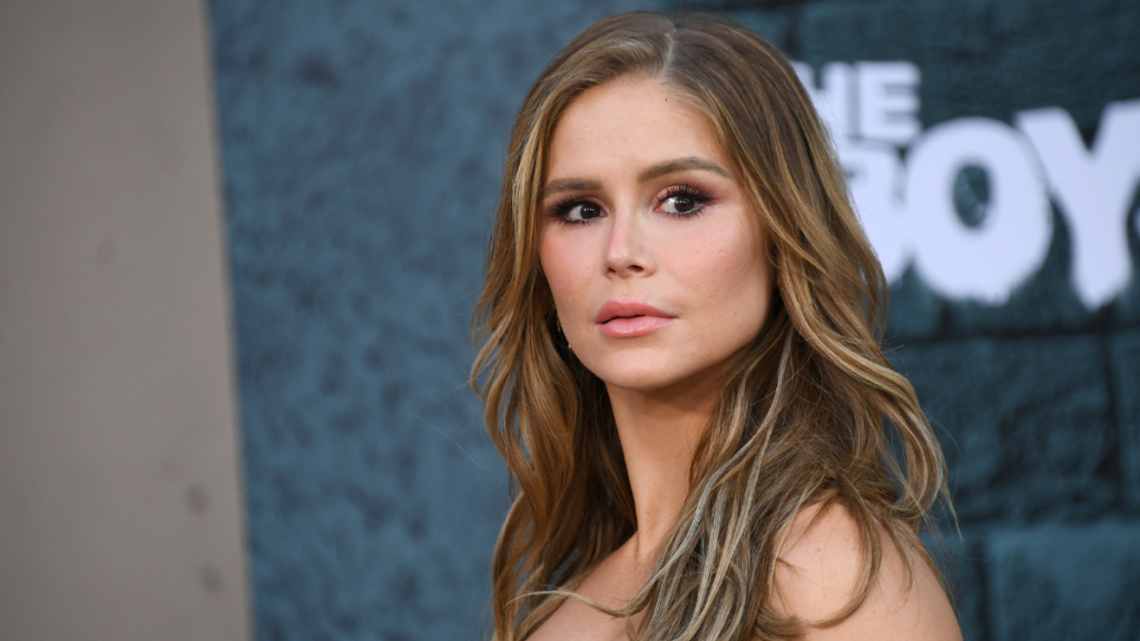Erin Moriarty on 'Mental-Health Crisis' After Graves’ Disease Diagnosis