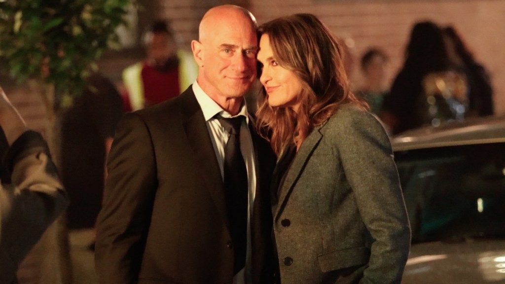 Law & Order: SVU Boss Keeps Benson & Stabler Hope Alive