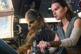 Rey drives a ship in Star Wars: The Last Jedi.