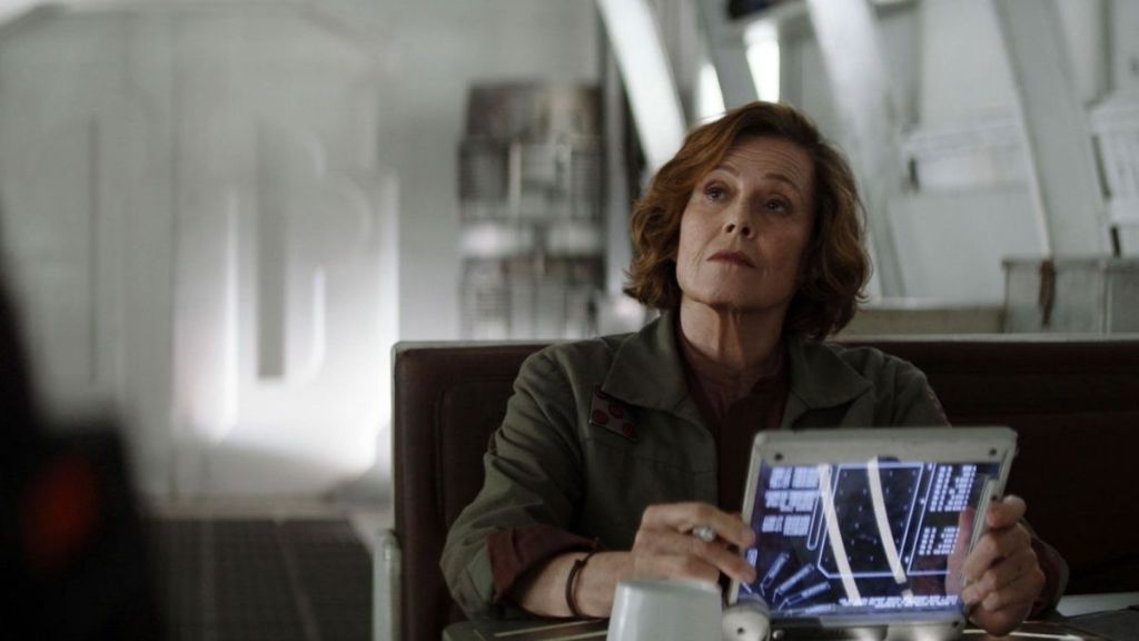 Sigourney Weaver Explains How Avatar, Alien, & Star Wars ‘Couldn’t Be More Different’