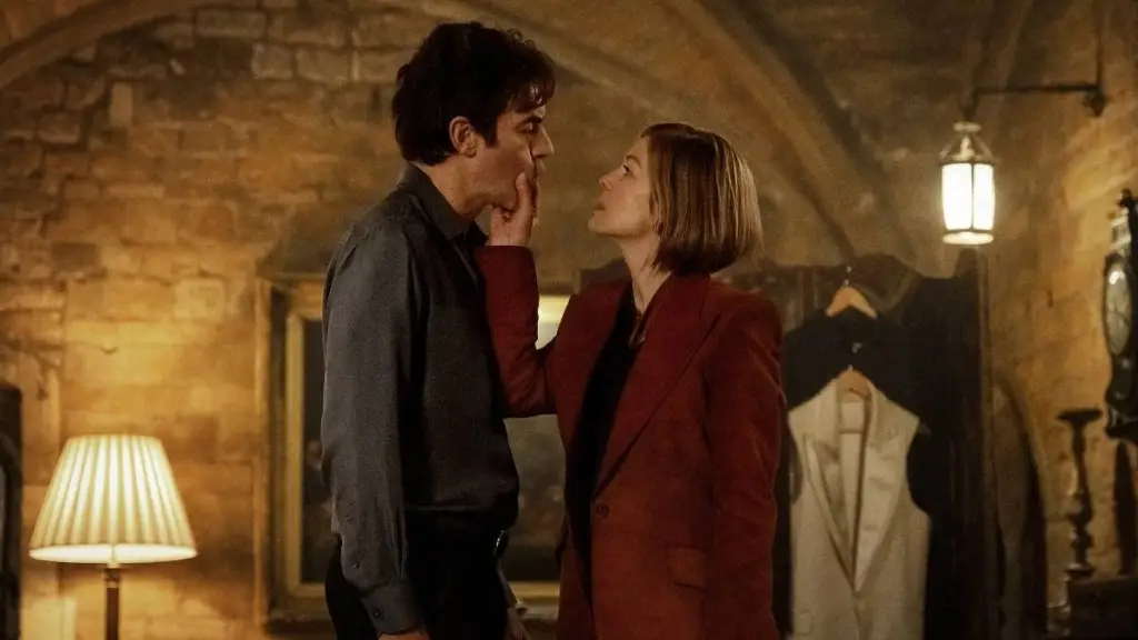 Rosamund Pike & Sacha Baron Cohen Explain Toxic Masculinity With a Single Gesture | Ladies First Interview