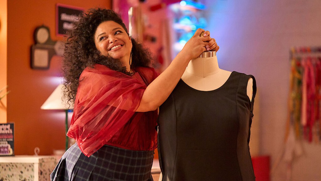 Survival of the Thickest Season 3 Trailer Sends Michelle Buteau’s Mavis Out in Style image