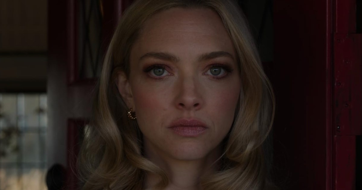 Amanda Seyfried Finally Weighs In on Sydney Sweeney Controversy