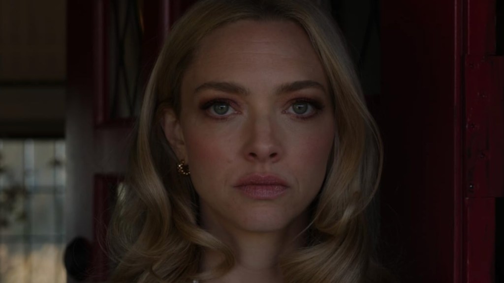 Amanda Seyfried Finally Weighs In on Sydney Sweeney Controversy image