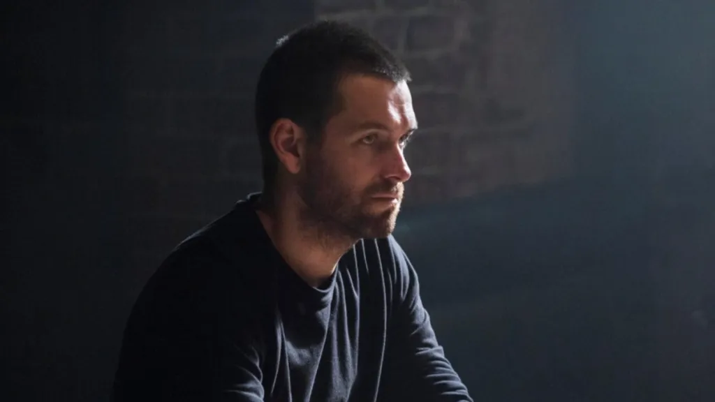 Antony Starr Agrees With Backrooms Director, Calls Cast ‘Horrible’ in AI Movies image