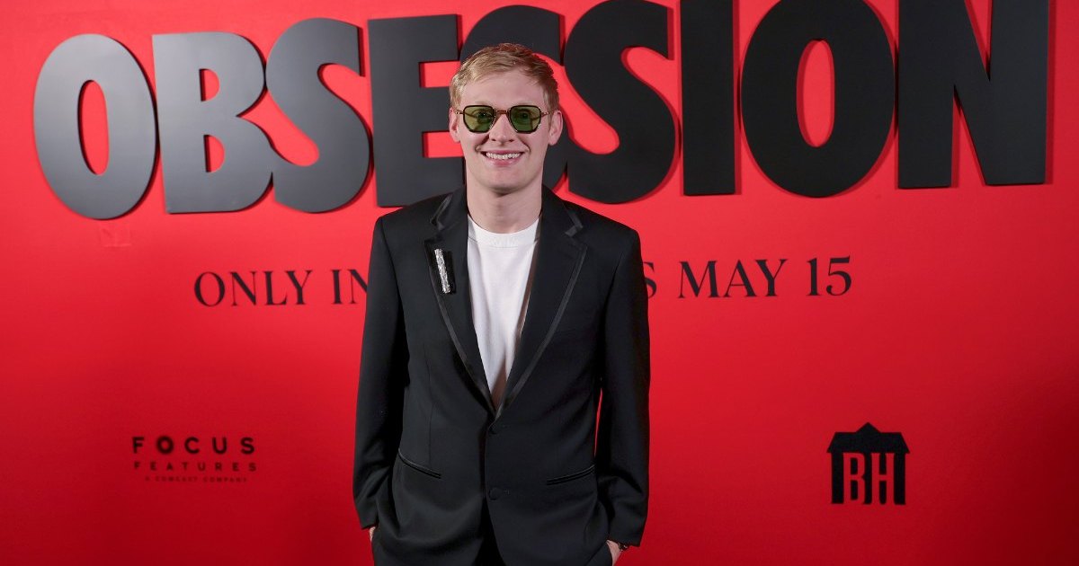 Obsession Director’s Next Movie Update Adds Beloved Comedy Star to Cast