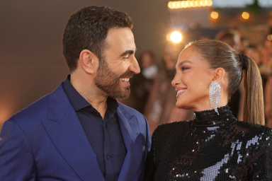Jennifer Lopez Dismisses Brett Goldstein Romance Question From Savannah Guthrie