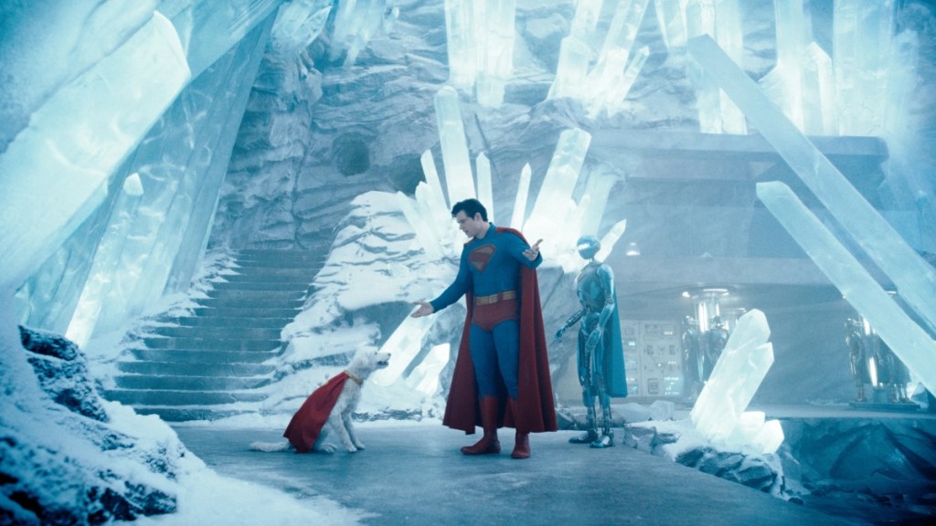 James Gunn Unveils New Superman Suit Photo From Man of Tomorrow Set image