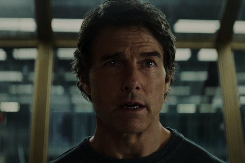 Tom Cruise Praises Steven Spielberg’s Disclosure Day, Reunites With Colin Farrell & More