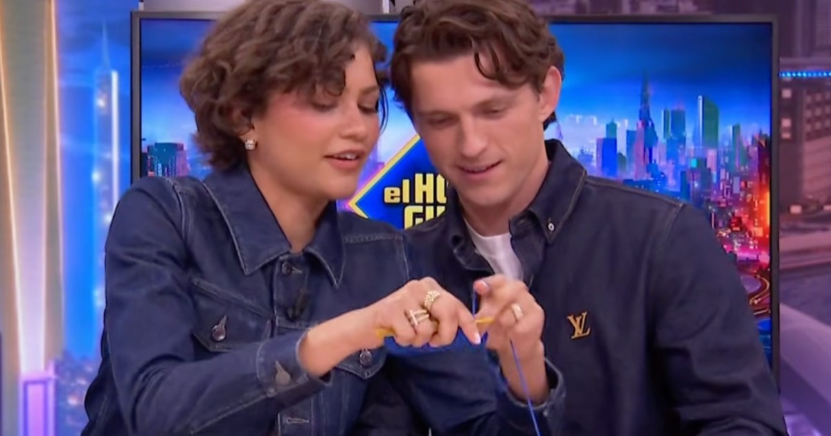 Tom Holland & Zendaya Absolutely Lose It as Muppets Shoot Webs in Viral Video