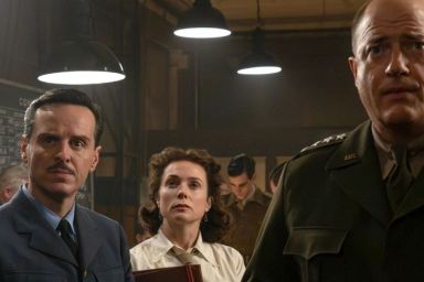 Pressure Clip Goes Inside Kerry Condon & Brendan Fraser's Intense World War II Movie | Exclusive