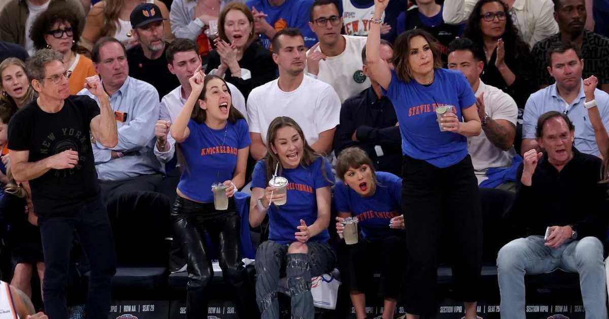 Taylor Swift, Sydney Sweeney, Scooter Braun & More Turn Heads at Knicks Game