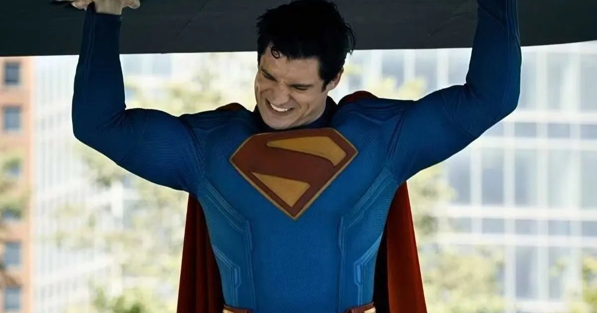 Man of Tomorrow: Watch Superman Obliterate Lex Luthor in New Set Video