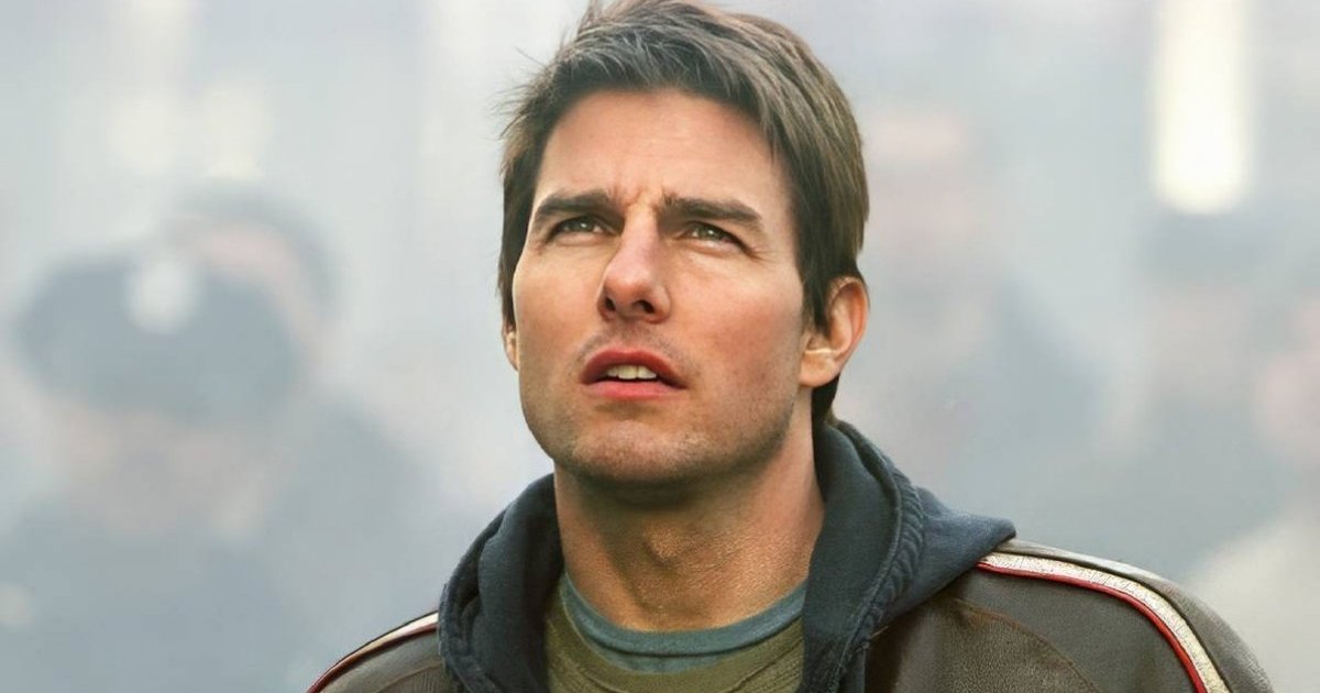 Tom Cruise’s Steven Spielberg Popcorn Bucket Is Better Than Disclosure Day’s Official Vessel