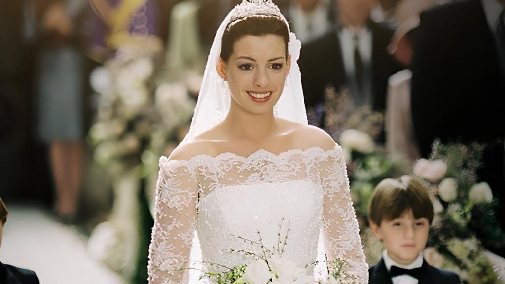 The Princess Diaries 3 Gets More Complicated After Anne Hathaway Update