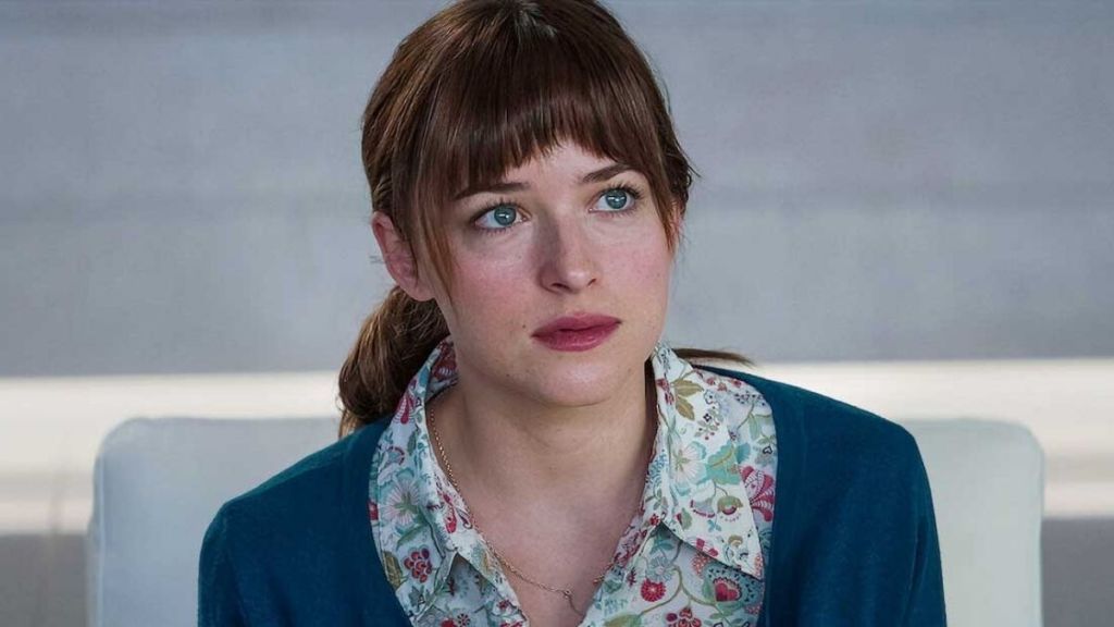 Dakota Johnson Is Unrecognizable as Marilyn Monroe in Maggie Gyllenhaal Movie’s First Look image