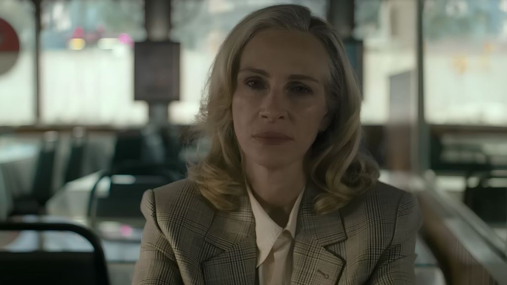 Julia Roberts & Elizabeth Olsen’s Panic Carefully Thriller Movie Release Date Delayed