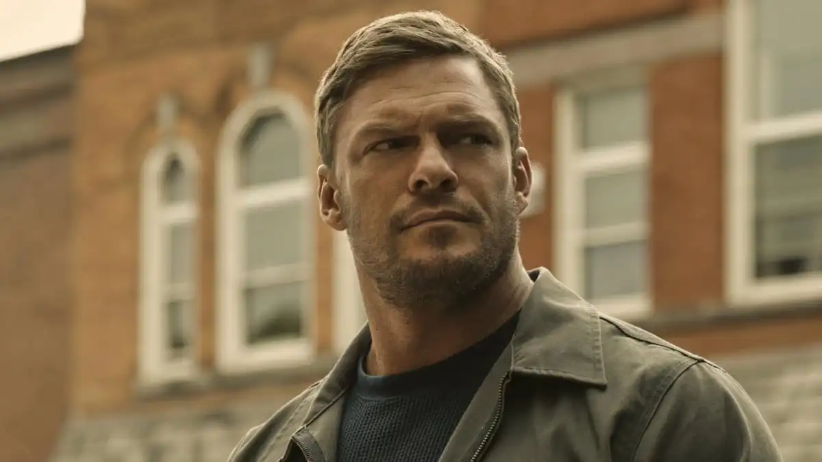Forget Batman, Alan Ritchson Is a Better Fit for These 3 DCU Characters