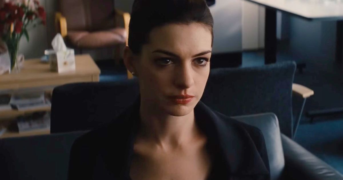 Anne Hathaway Went From Harley Quinn to Catwoman ‘Like a Psychopath’ for Batman Role
