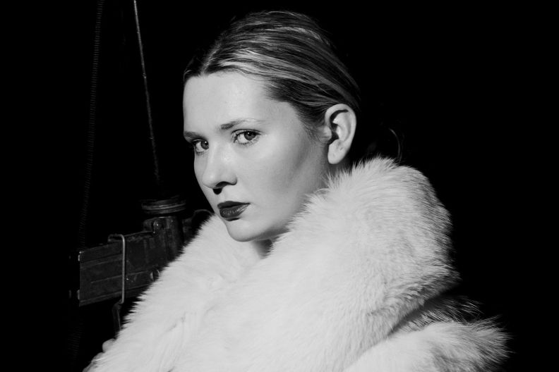 Abigail Breslin & Tyler Shields Talk Chapter 51's Wild Murder Mystery, The Night Agent Season 4