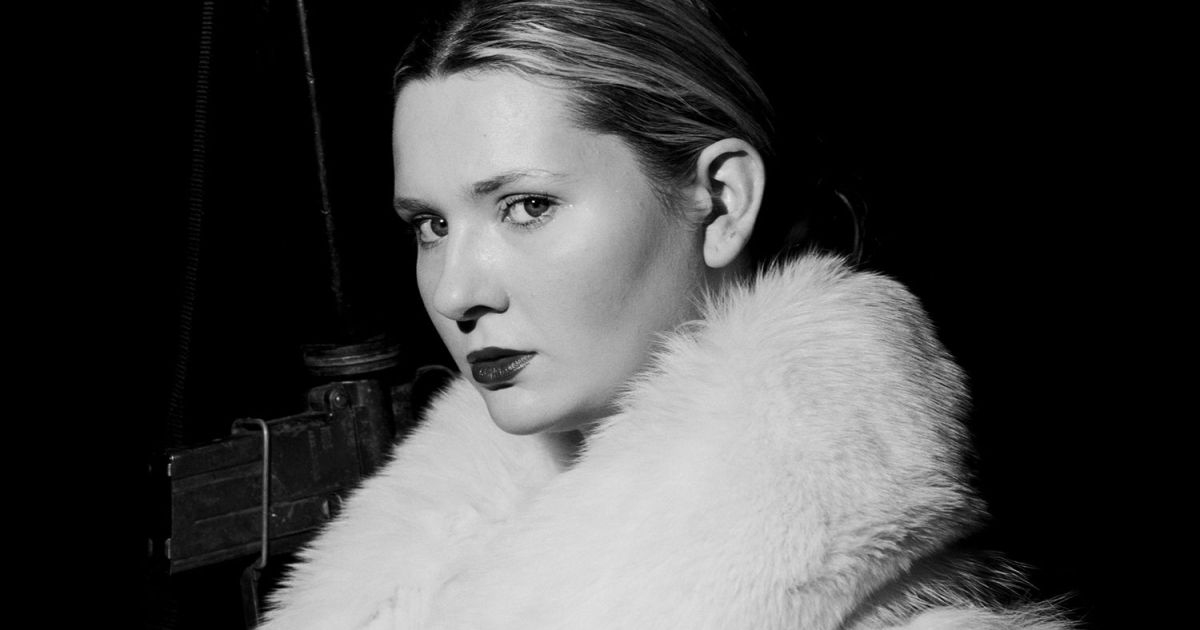 Abigail Breslin & Tyler Shields Talk Chapter 51's Wild Murder Mystery, The Night Agent Season 4