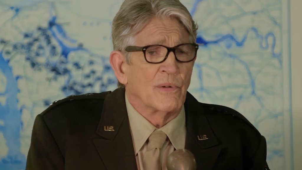 Eric Roberts Skips His Daughter Emma’s Wedding, Actor Gives Statement on Absence image
