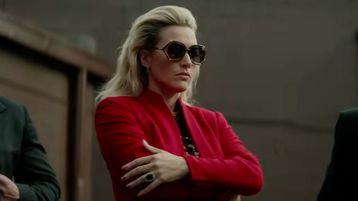 Watch Gal Gadot & Kate Winslet’s Action Thriller Movie Before It Leaves Netflix
