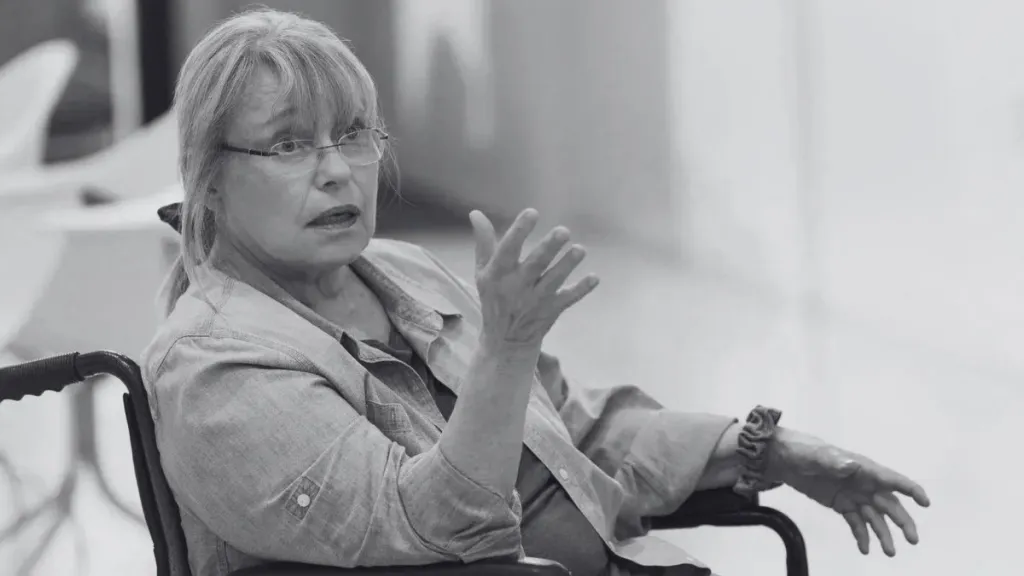 Emmy-Nominated SNL & Girls Star Louise Lasser Passes Away