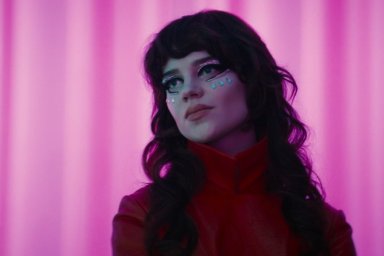 Sophie Thatcher Talks Her Private Hell, Stepping Away From Horror | Interview