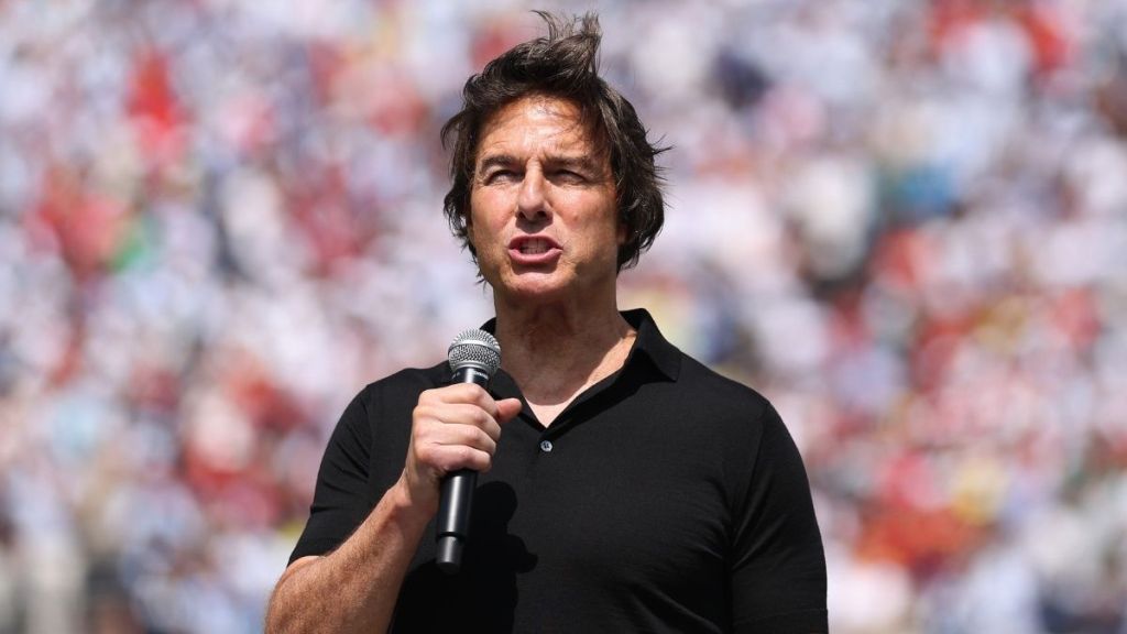 Tom Cruise’s World Cup Speech Draws Mixed Reactions, Roy Keane’s Response Says It All image