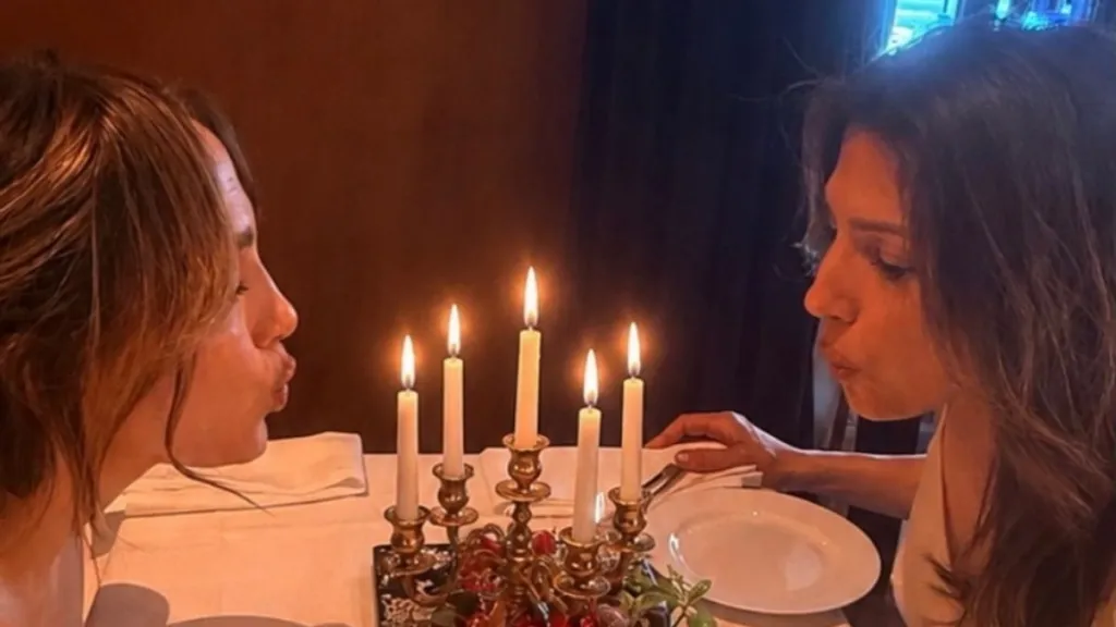 Jennifer Lopez Posts Bathtub & Vacation Photos Celebrating ‘Double Birthday’ With Sister image