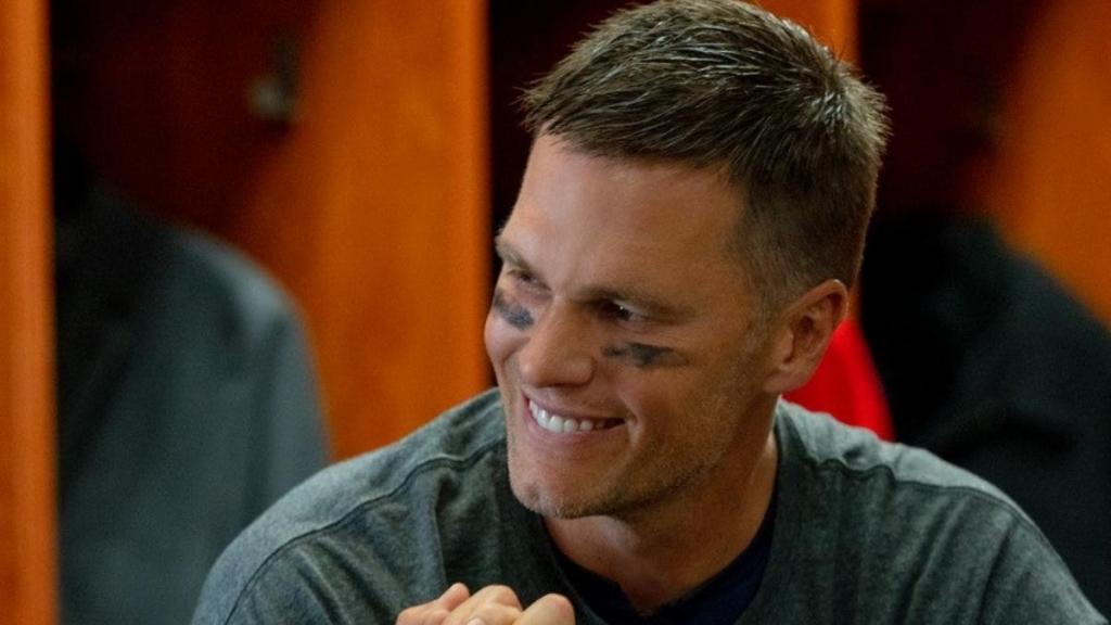 Tom Brady & 3 Oscar Winners’ Hilarious Comedy Movie Arrives on Netflix Today image