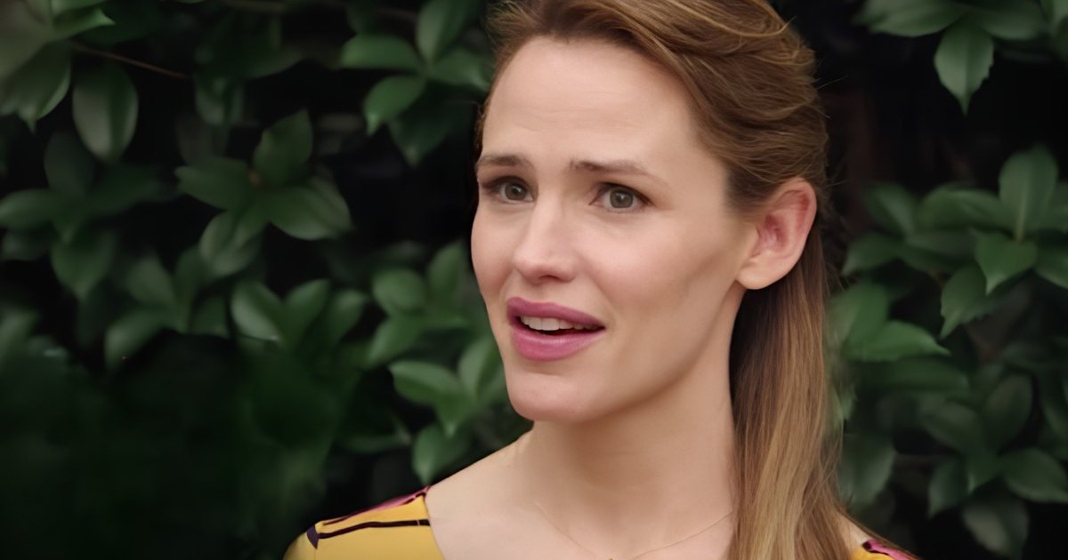 Jennifer Garner Comments on Ben Affleck as Co-Parent Eight Years After Divorce
