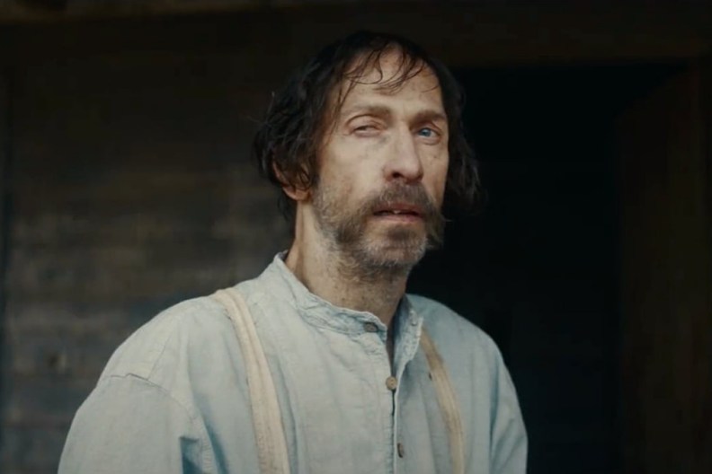 Tim Blake Nelson & Trace Adkins’ Underrated Western Movie Hits Netflix Today