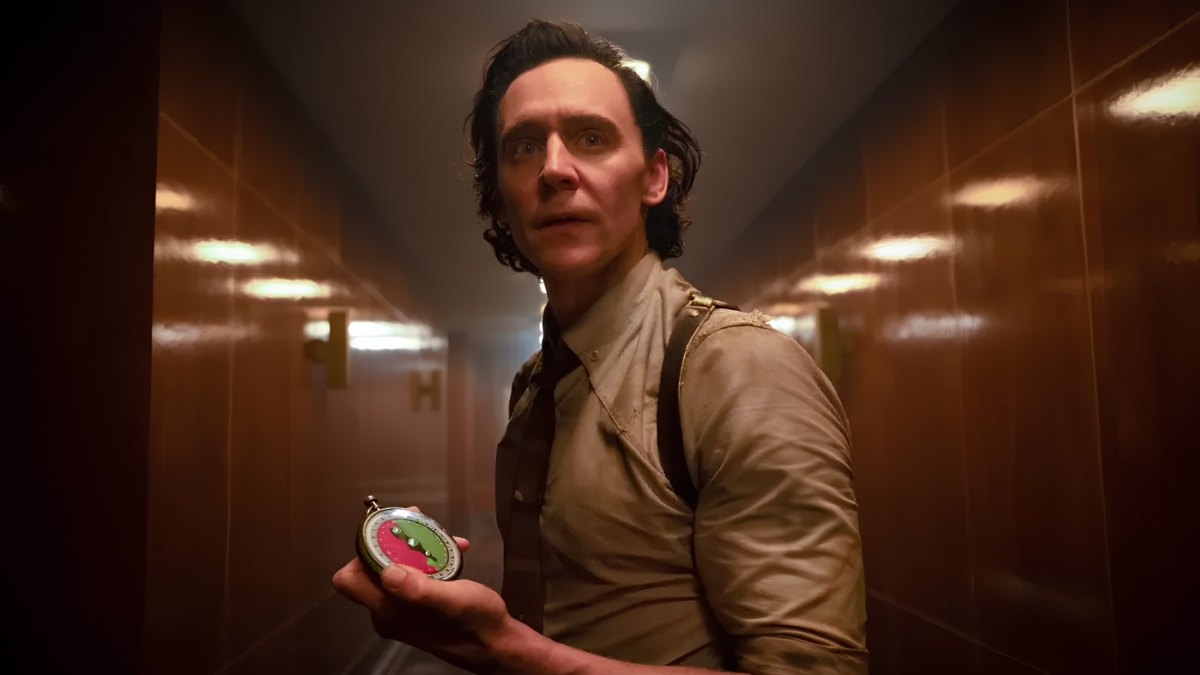 Apple TV Sets a Rare Theatrical Release for Its Tom Hiddleston Everest Epic